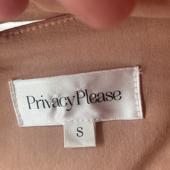 Privacy Please Off Shoulder Dress in Pink S A21 - Picture 3 of 8